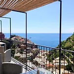 L' Attico Giallo Oro Di Giulia Appartamento Manarola