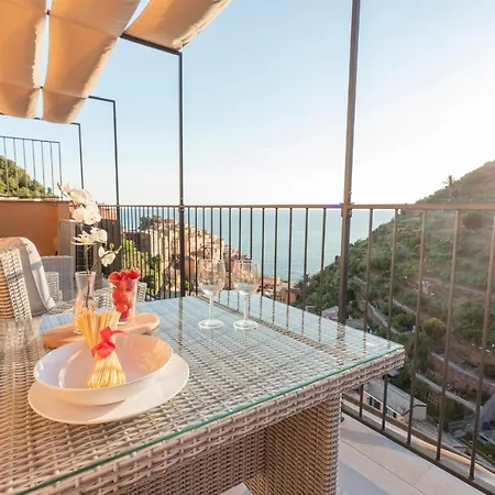 Apartmán L' Attico Giallo Oro Di Giulia *