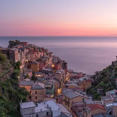 L' Attico Giallo Oro Di Giulia Apartmán Manarola